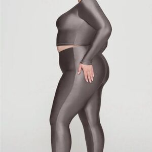 SKIMS Shine Spandex Jersey Leggings | Color: Gray Chalk | NEW/NWT!! 🩶🩶